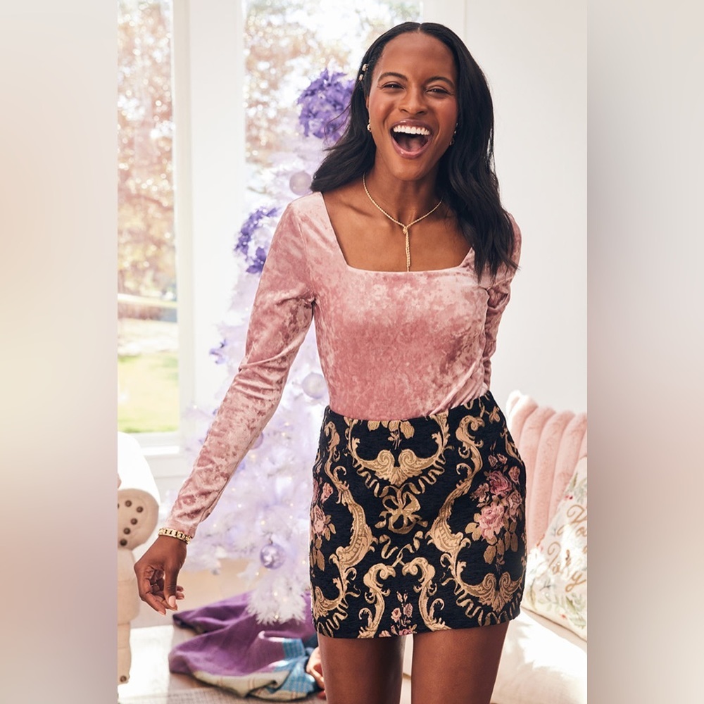 Francesca’s Floral Baroque Skirt - Mini Skirt Small - Picture 8 of 9